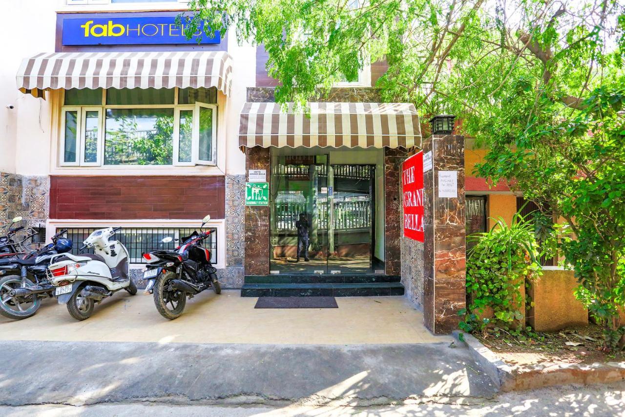 Fabhotel Jpm The Grand Bella - Nr Nehru Place Market New Delhi Exterior photo